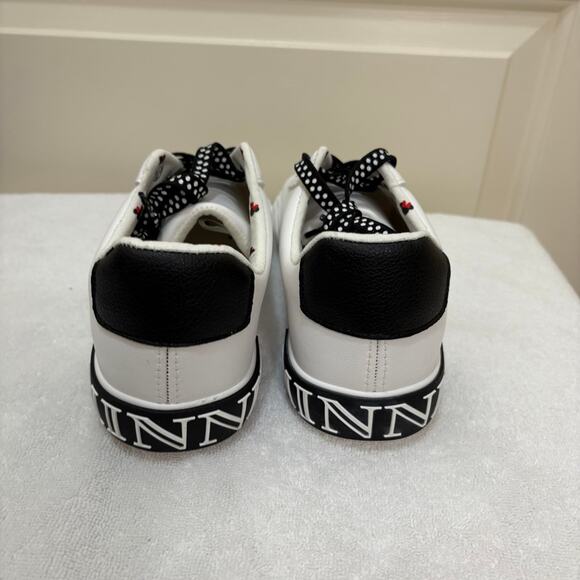 Minnie Mouse Sneakers- Women’s Size 8 - Picture 4 of 9